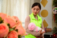 南陽月嫂泓德家政公司_怎樣選專業的月嫂？南陽金牌月嫂告訴你