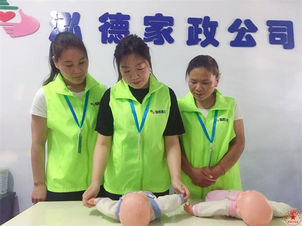 為什么奶粉一定不能沖調(diào)過(guò)濃?奶粉過(guò)濃的話都有哪些危害?